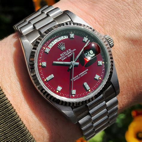 Rolex setting date and time